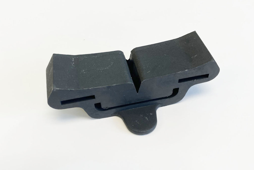 Honda CB175K rear fuel tank rubber holder 17613-246-000