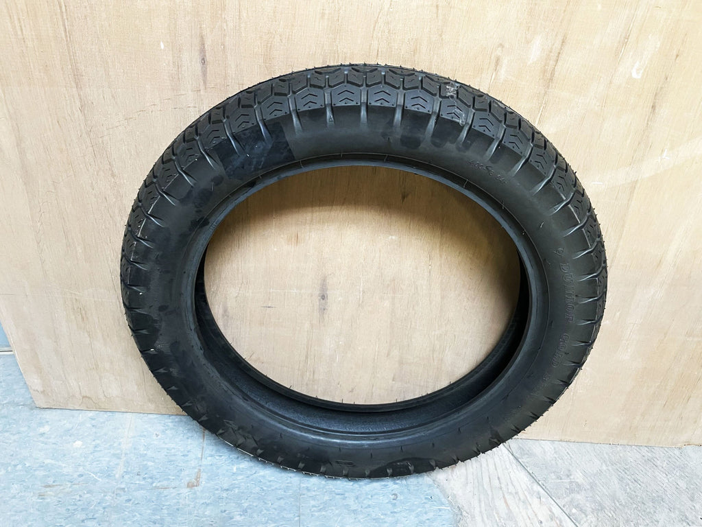 Sidewall view of Dunlop Gold Seal K87 rear tire for Honda CB750K