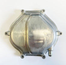 Charger l'image dans la galerie, Genuine Honda 12320-374-000 cylinder head breather cover for Honda CB550K CB550F