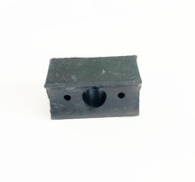 Load image into Gallery viewer, Genuine Honda 77204-292-000 seat setting rubber for Honda CB motorcycle seat mounting additional view