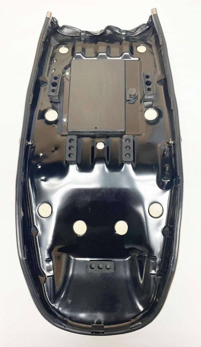 Honda CB750K stock style CB750K (1972-76) seat assembly 77200-341-701