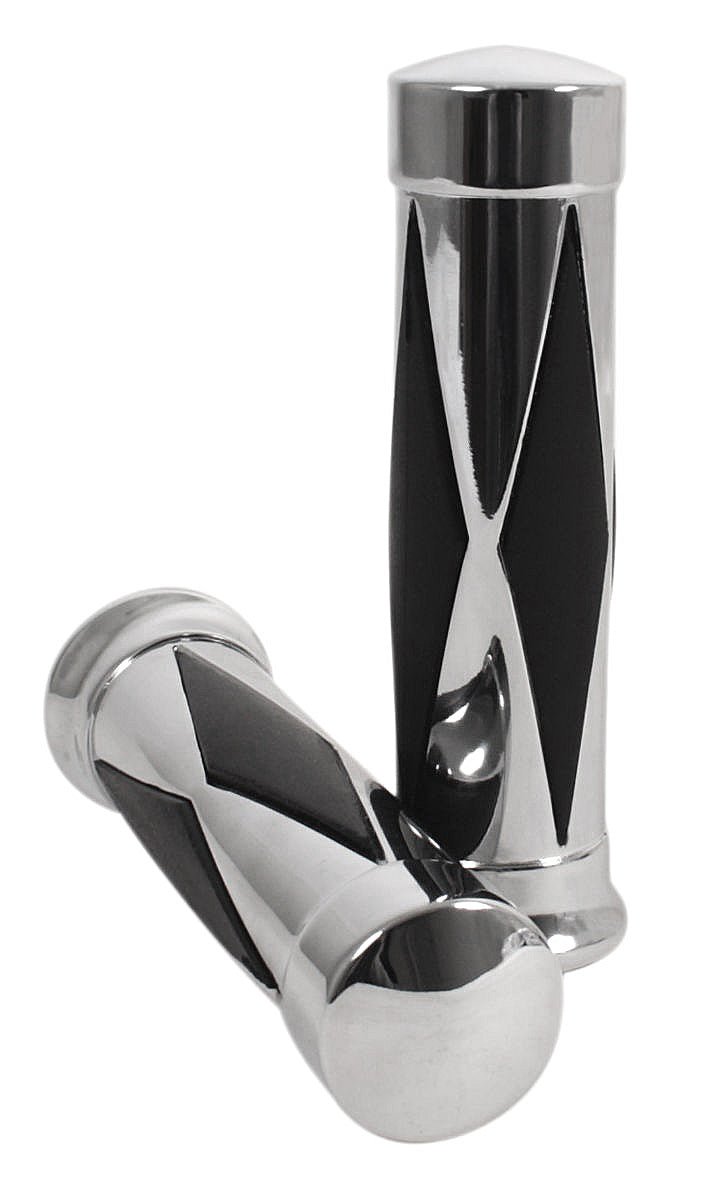 Diamond pattern chrome motorcycle grips for 7 8 inch handlebars