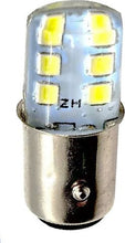 Charger l&#39;image dans la galerie, Double Filament Strobe LED Turn Signal Bulb Pk/2 - VintageCB750