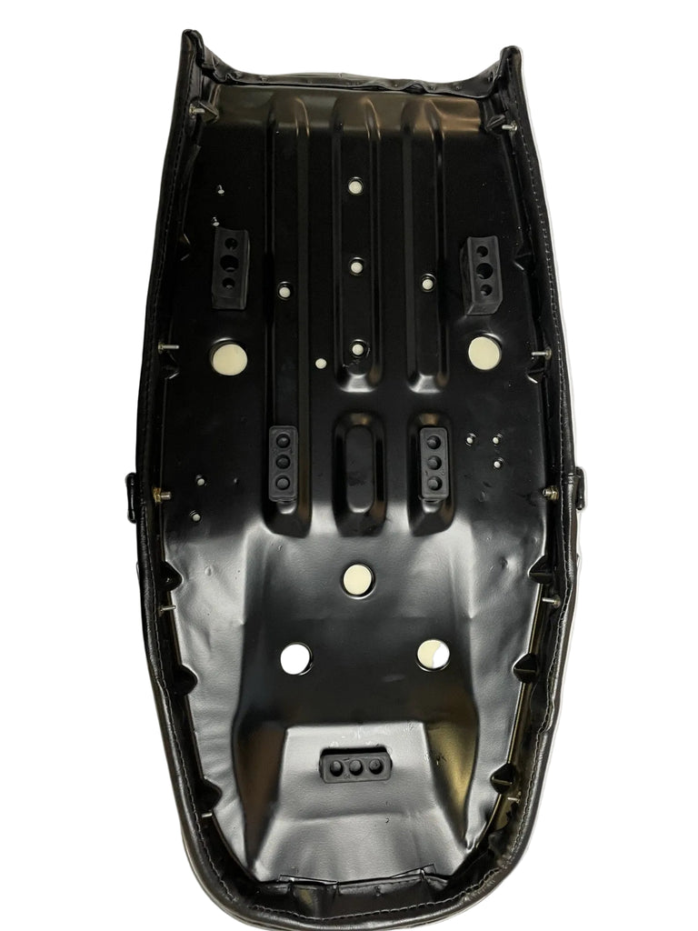 Stock Style CB750K (1969-70) Duck Tail Seat Assembly | Replaces OEM 77200‑300-020