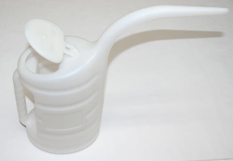 Universal motorcycle fluid container 2 liter