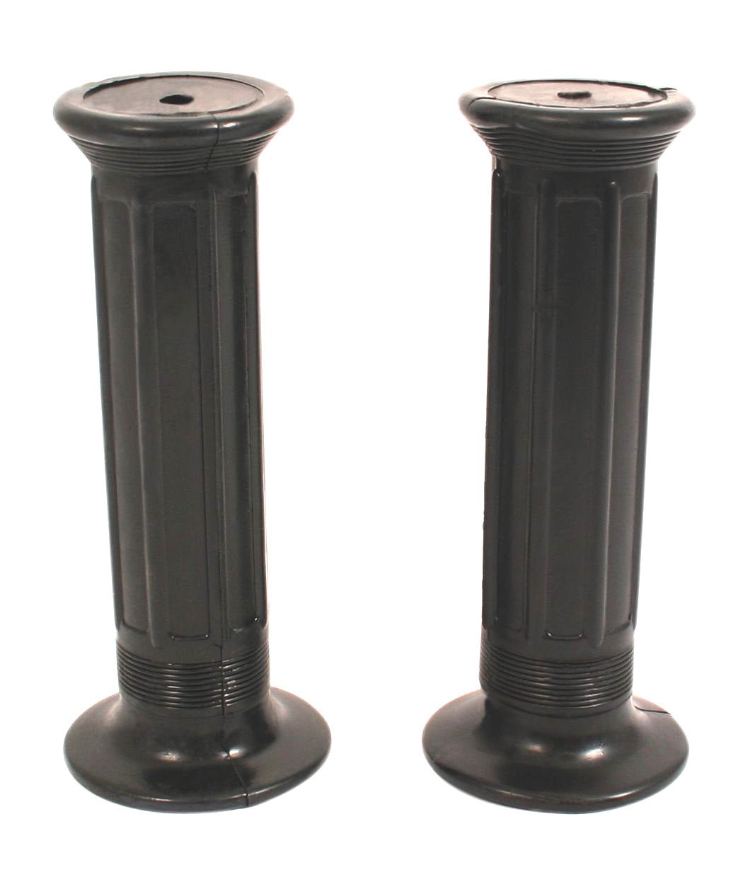 Black ribbed rubber grips for 7 8 inch handlebars