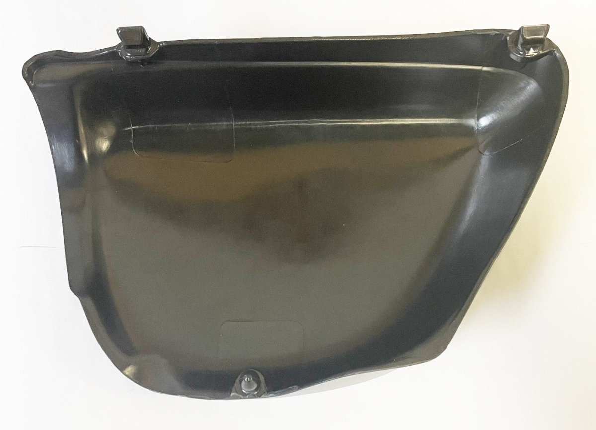 Honda CB550K CB500K right side cover CB500K CB550K 74-76 83600-323-030