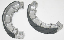 Load image into Gallery viewer, Deluxe Rear Brake Shoe Set